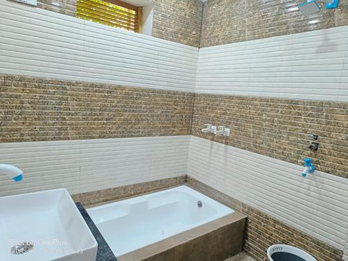 g vibes guest house