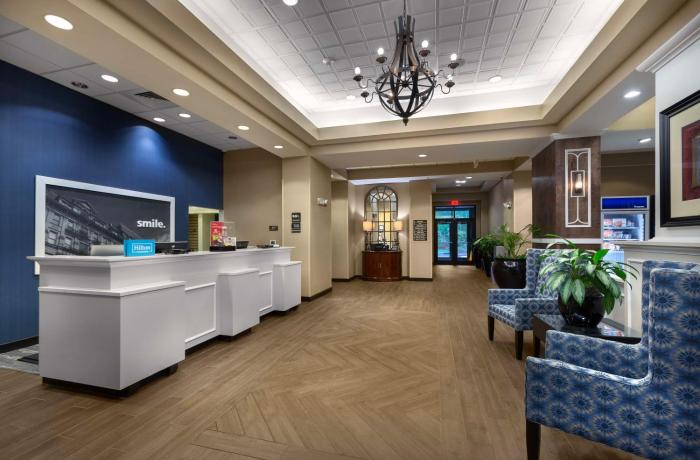 hampton inn charlotte belmont at montcross