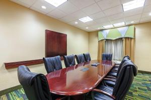 hampton inn and suites el paso west