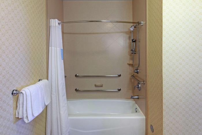 hampton inn and suites el paso west