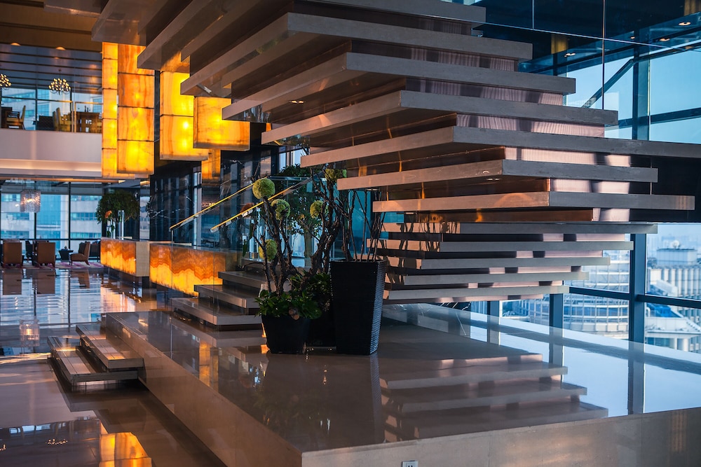 renaissance shanghai zhongshan park