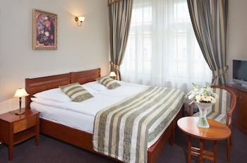 amigo city centre hotel