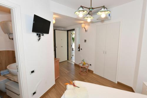 charming sea view villa with pool praialonga