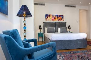 charming sea view villa with pool praialonga