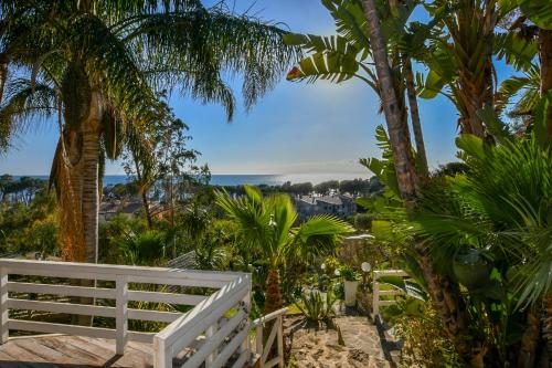 charming sea view villa with pool praialonga