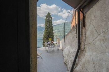 la casa dellarchitetto by rent all como