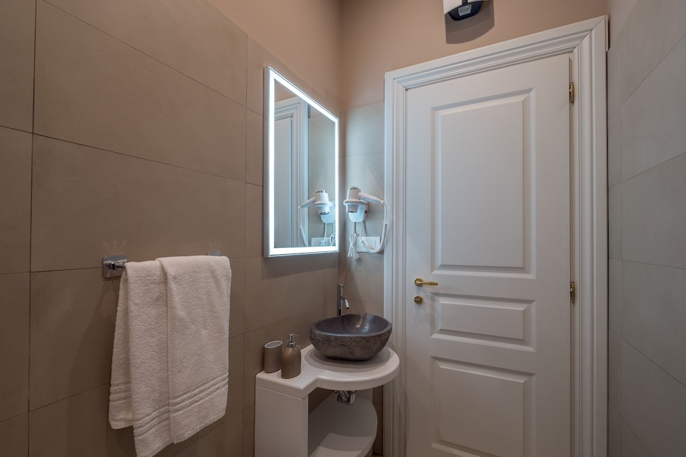 bramble luxury suites