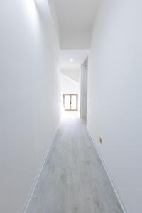 valmontone travel rooms