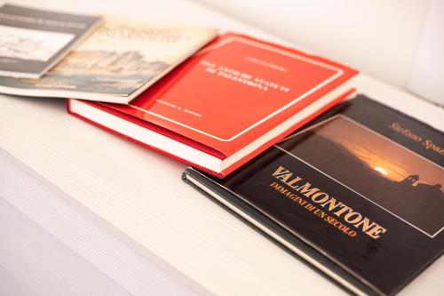 valmontone travel rooms