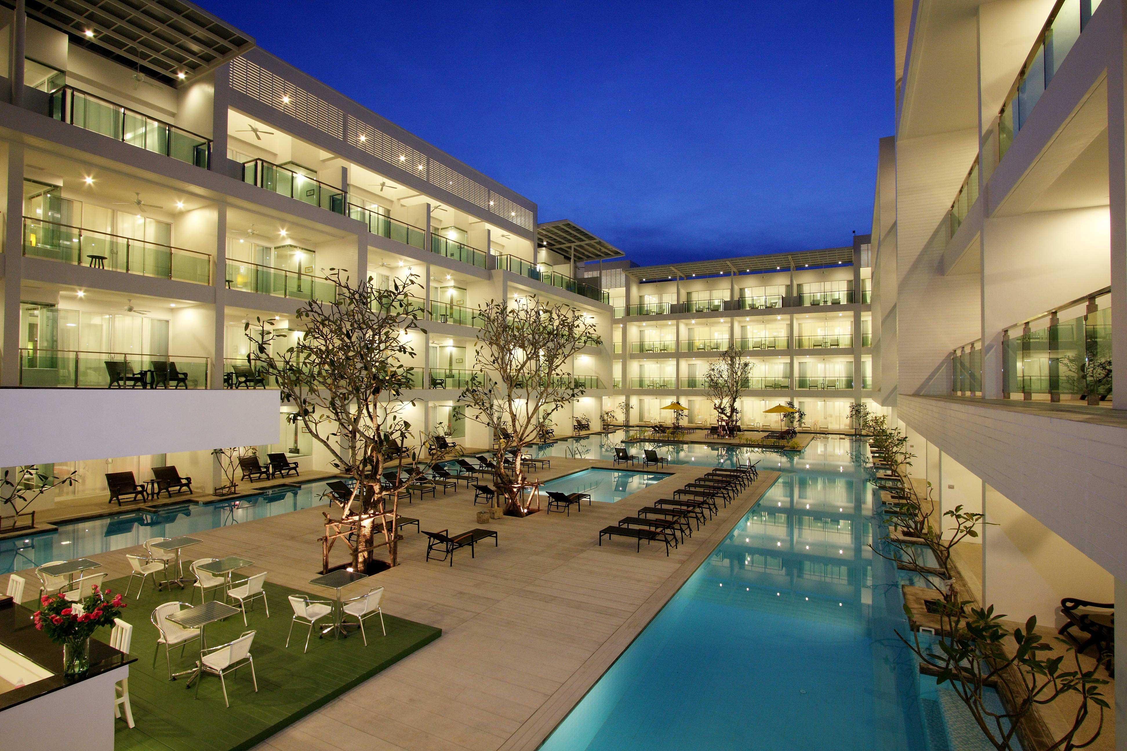 the old phuket karon beach resort