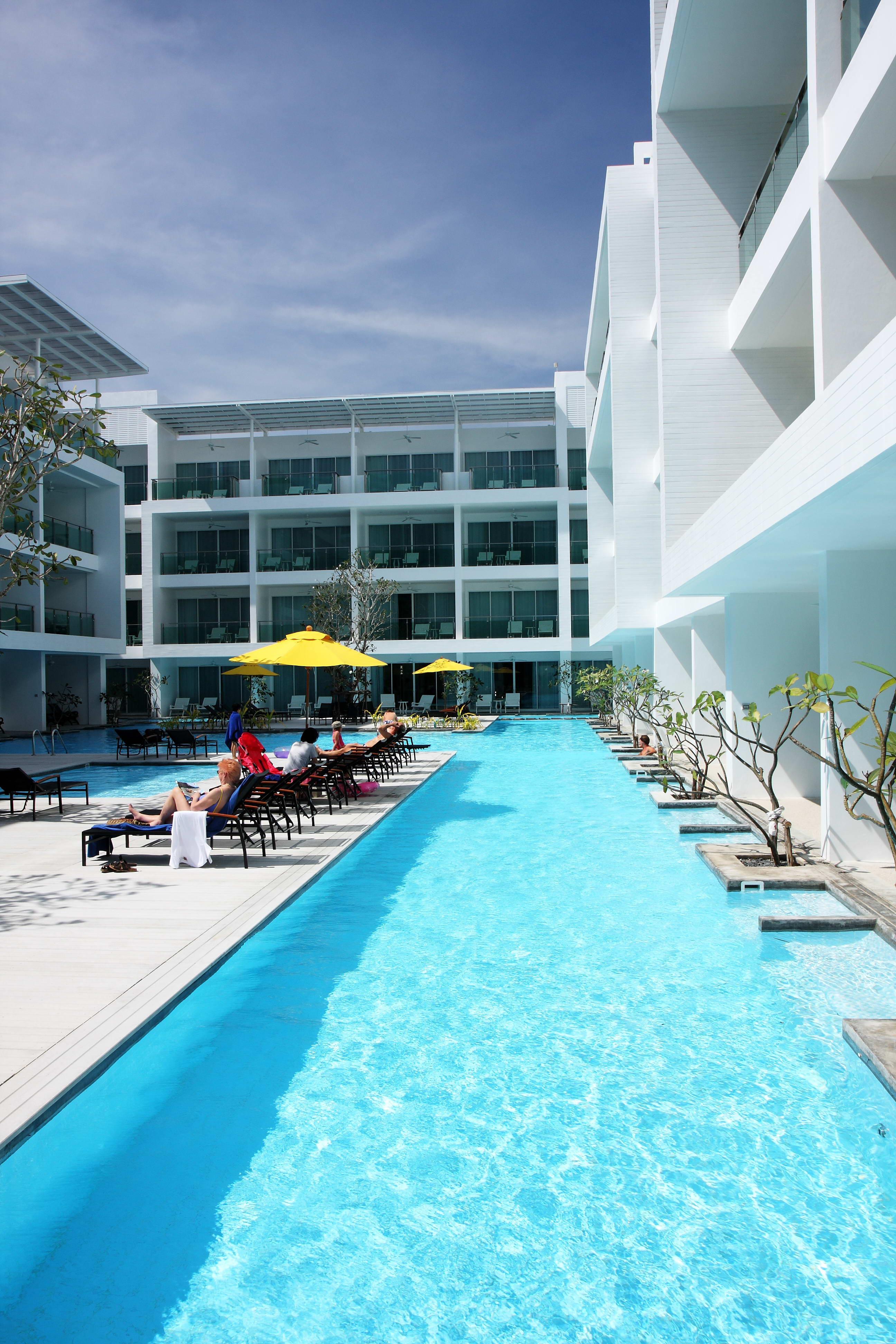 the old phuket karon beach resort