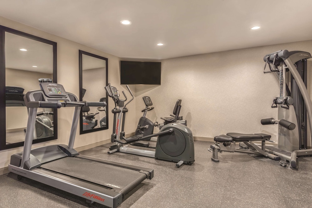 country inn and suites by radisson erie