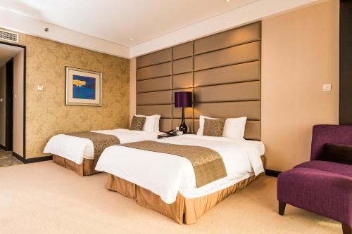 crowne plaza shanghai xiayang lake by ihg
