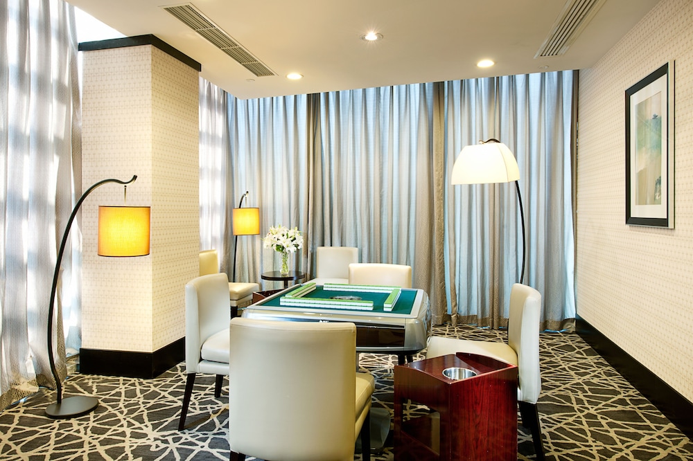 crowne plaza shanghai xiayang lake by ihg