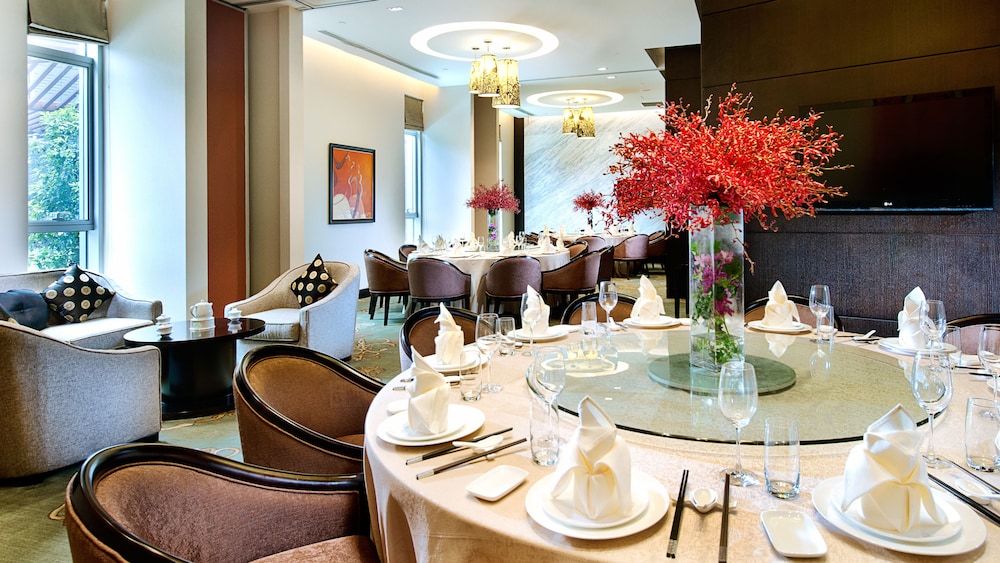 crowne plaza shanghai xiayang lake by ihg