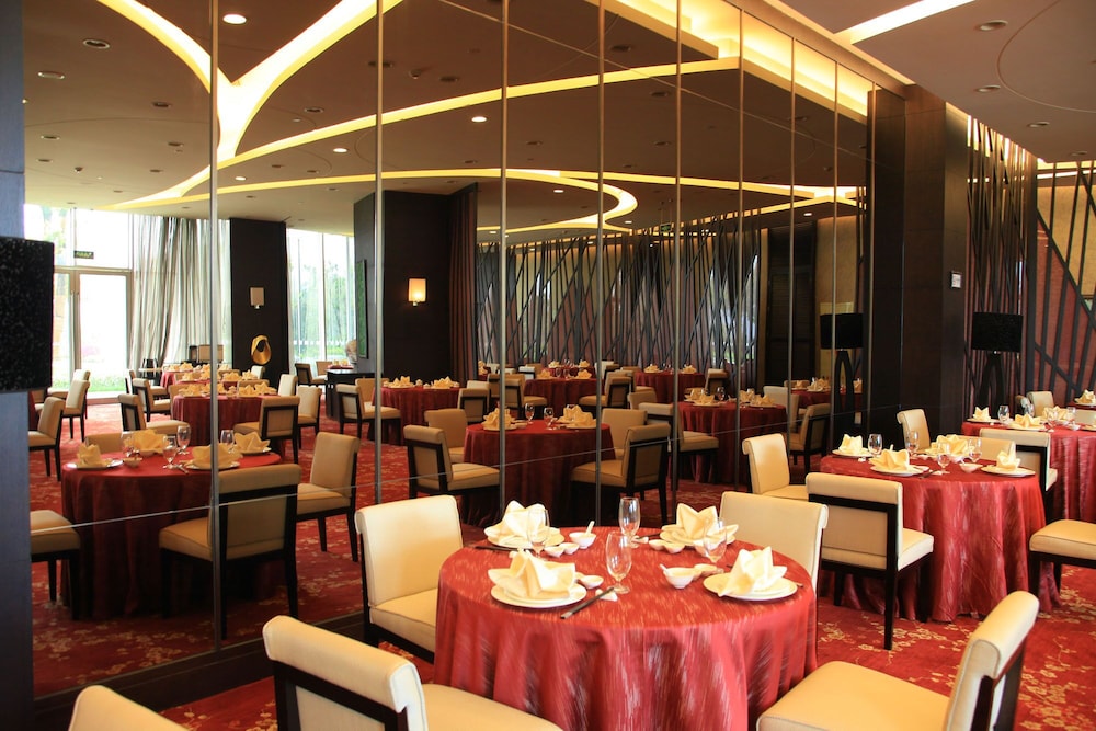 crowne plaza shanghai xiayang lake by ihg