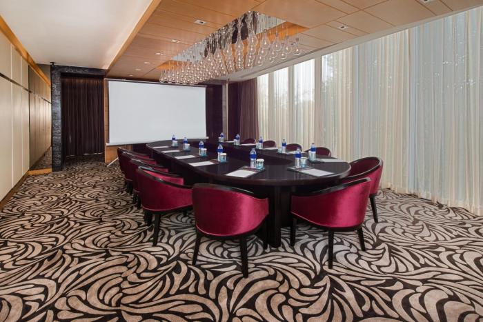 crowne plaza shanghai xiayang lake by ihg