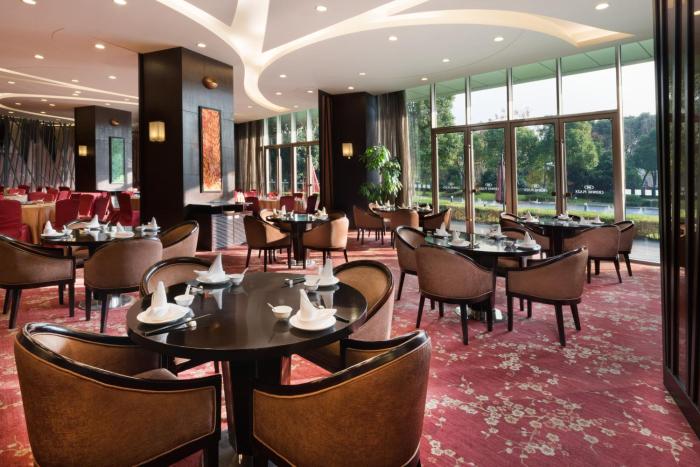 crowne plaza shanghai xiayang lake by ihg