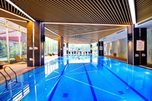 crowne plaza shanghai xiayang lake by ihg