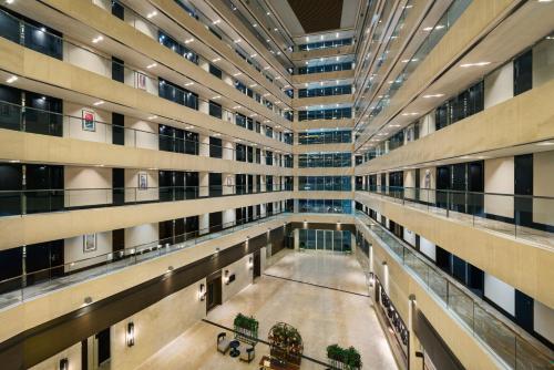 crowne plaza shanghai xiayang lake by ihg