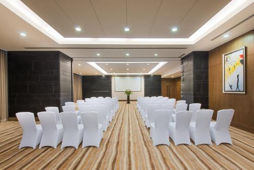 crowne plaza shanghai xiayang lake by ihg