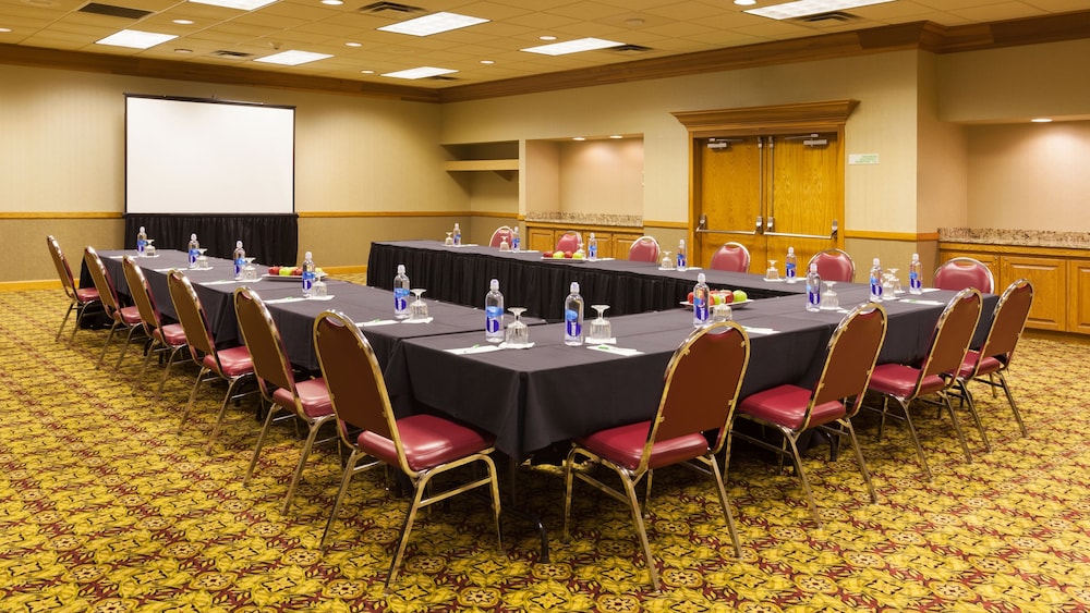 holiday inn cincinnati airport by ihg