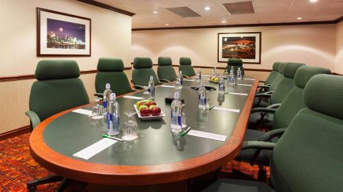 holiday inn cincinnati airport by ihg
