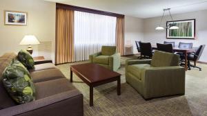 holiday inn cincinnati airport by ihg