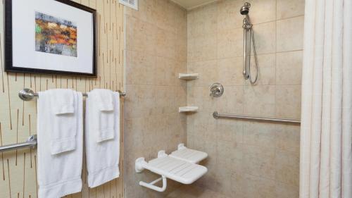 holiday inn cincinnati airport by ihg