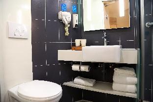 hanting hotel shanghai caohejing yishan road