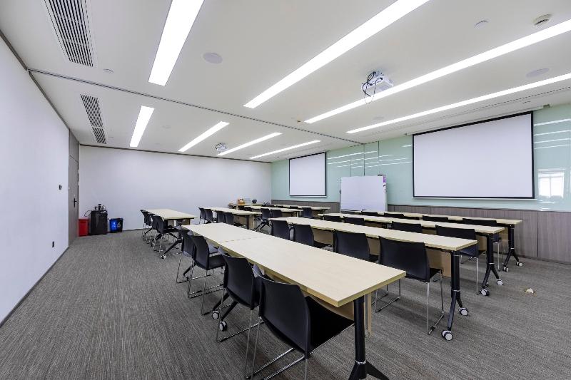 hanting hotel shanghai caohejing yishan road