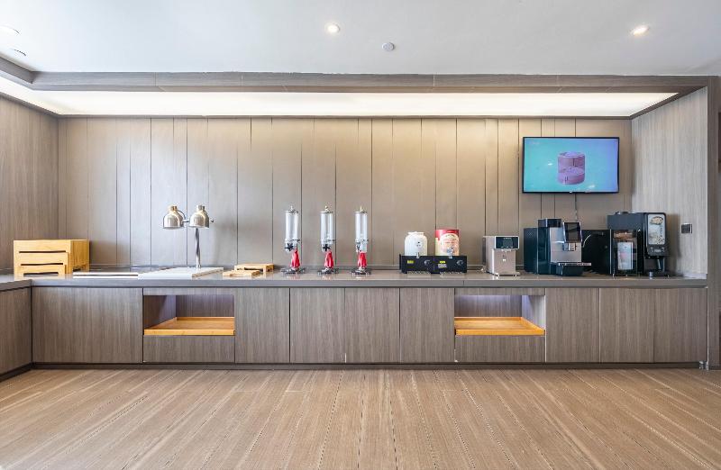 hanting hotel shanghai caohejing yishan road