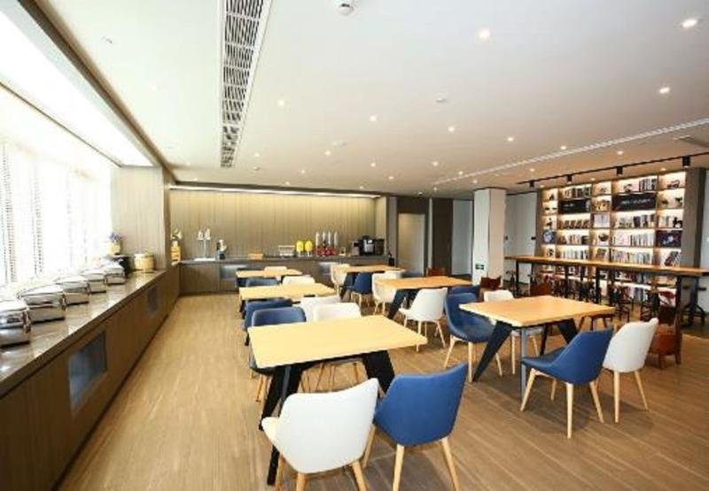 hanting hotel shanghai caohejing yishan road