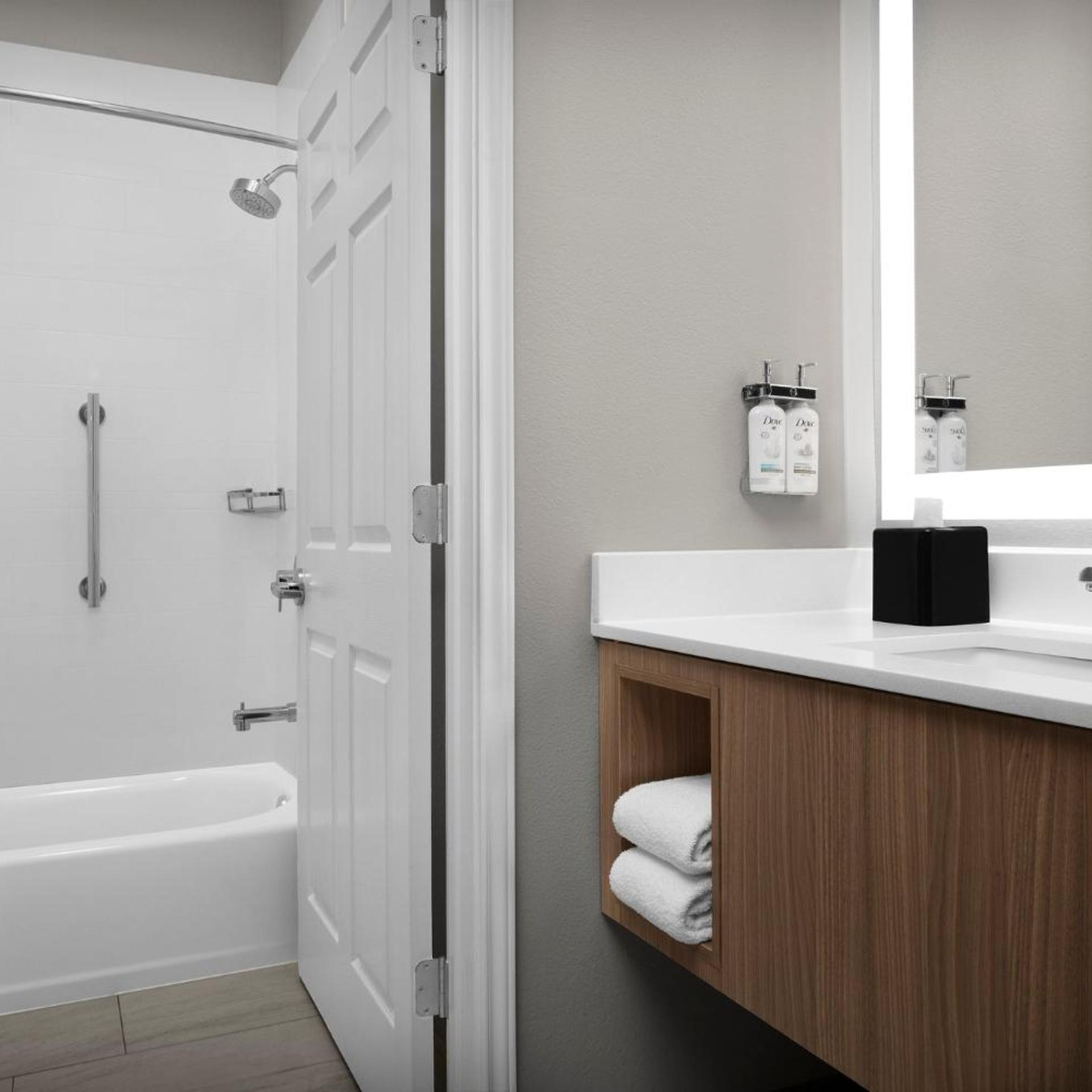staybridge suites forth worth west by ihg