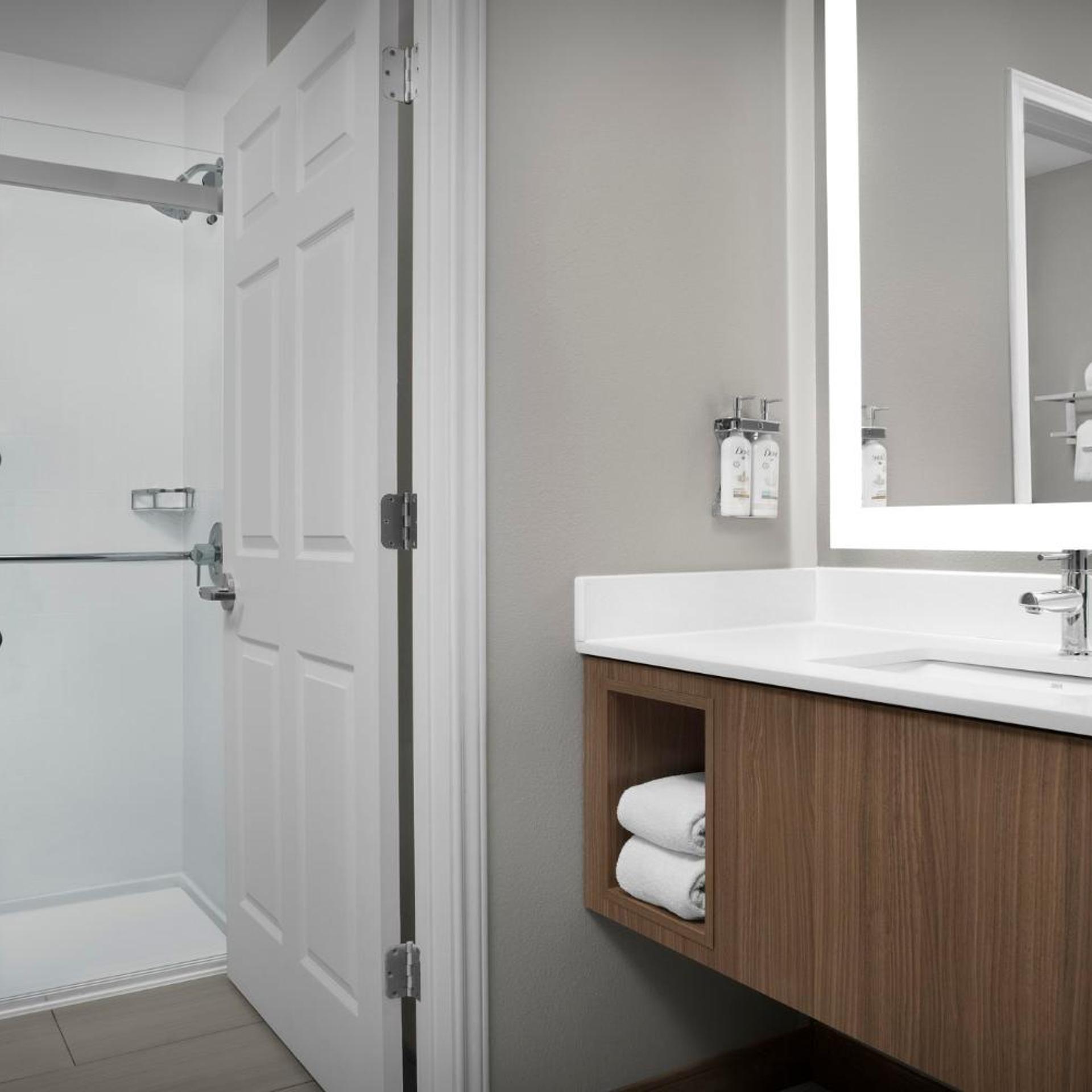 staybridge suites forth worth west by ihg
