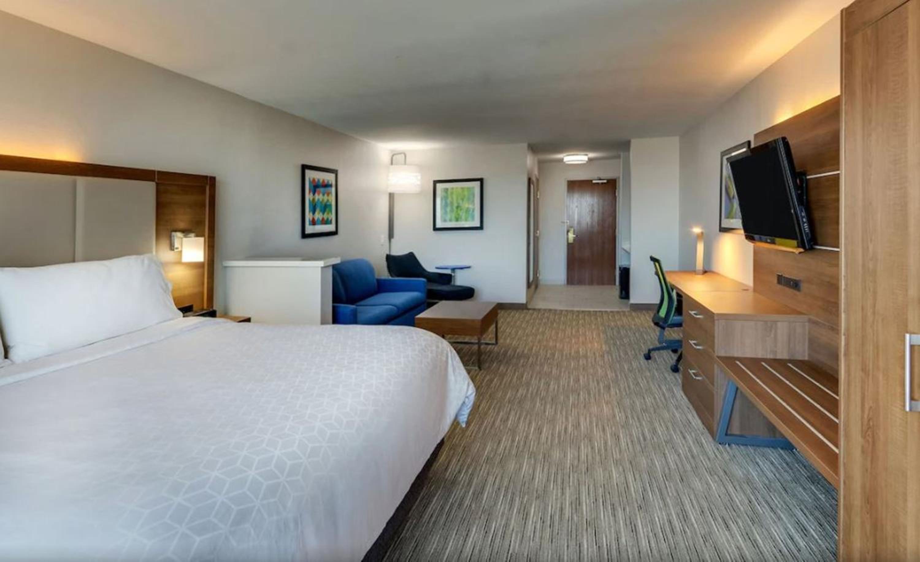 holiday inn express and suites lake worth by ihg