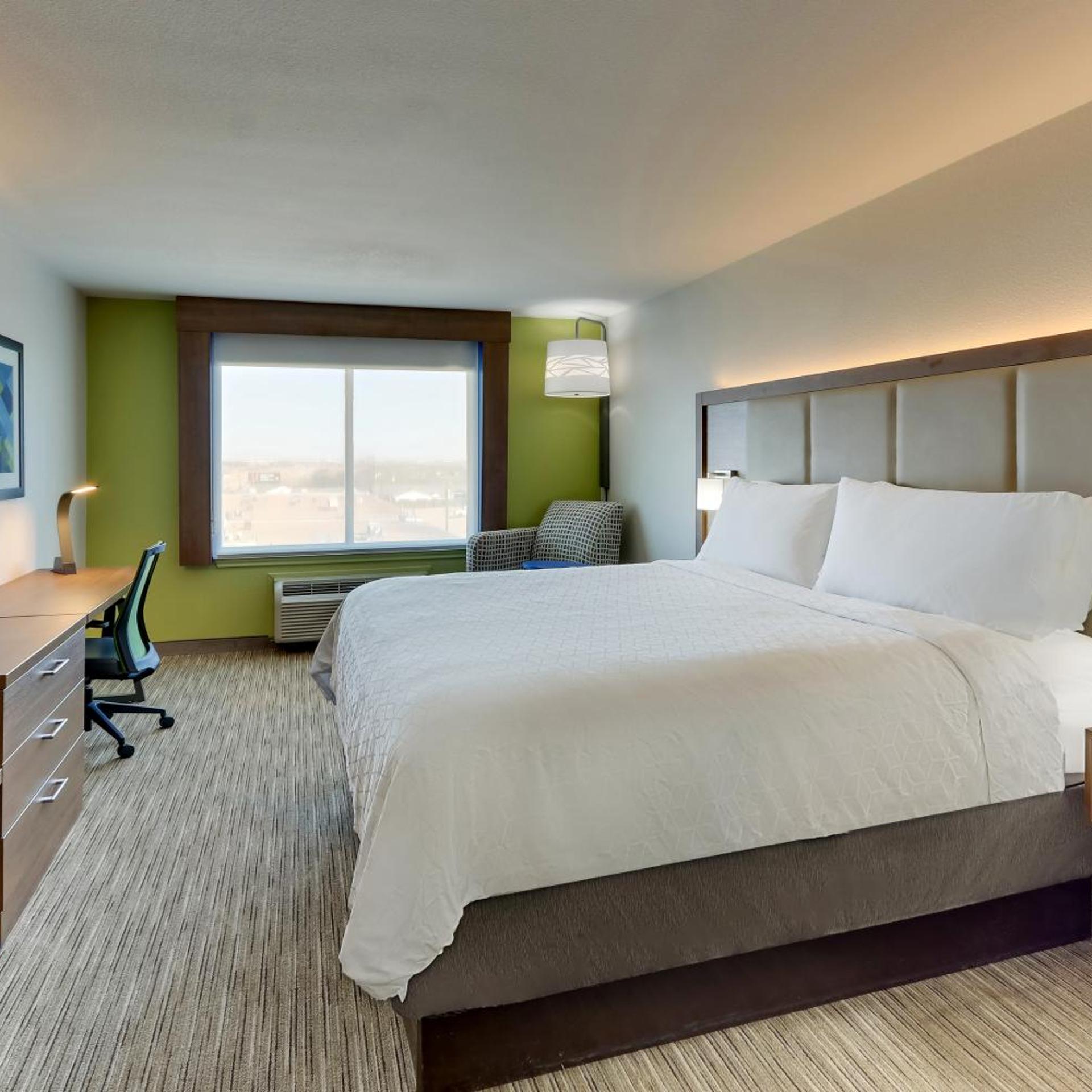 holiday inn express and suites lake worth by ihg