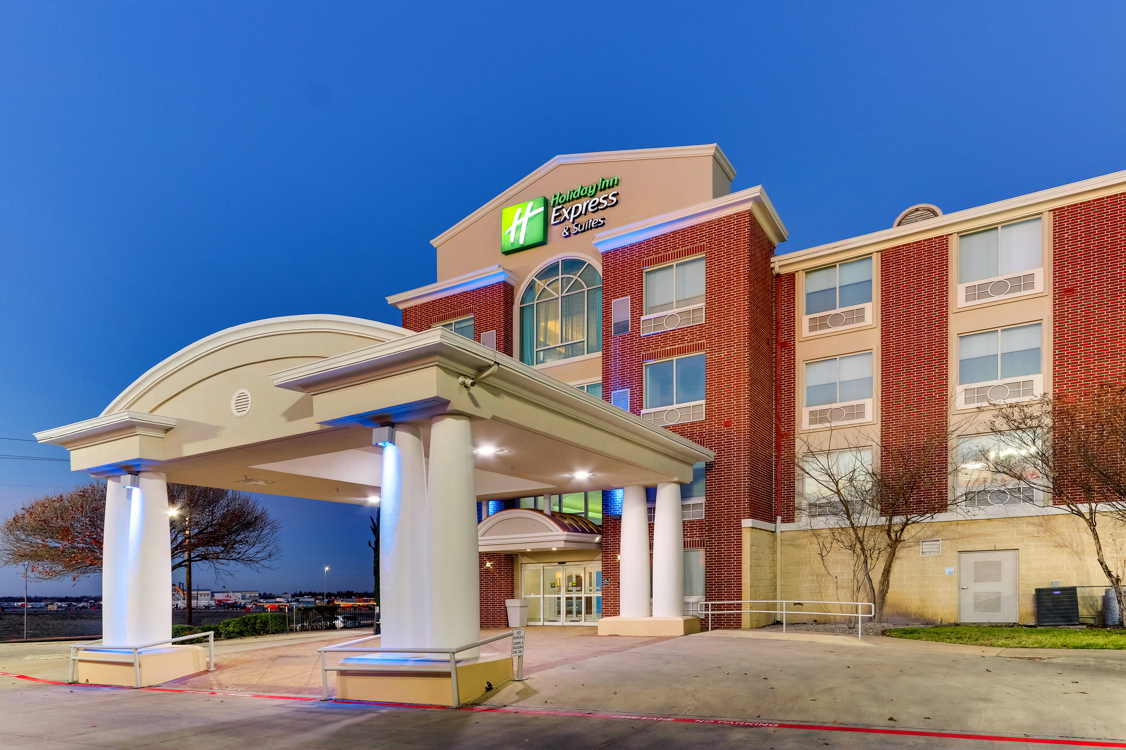holiday inn express and suites lake worth by ihg