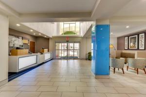 holiday inn express and suites lake worth by ihg