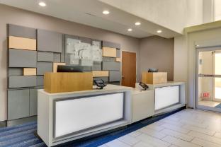 holiday inn express and suites lake worth by ihg