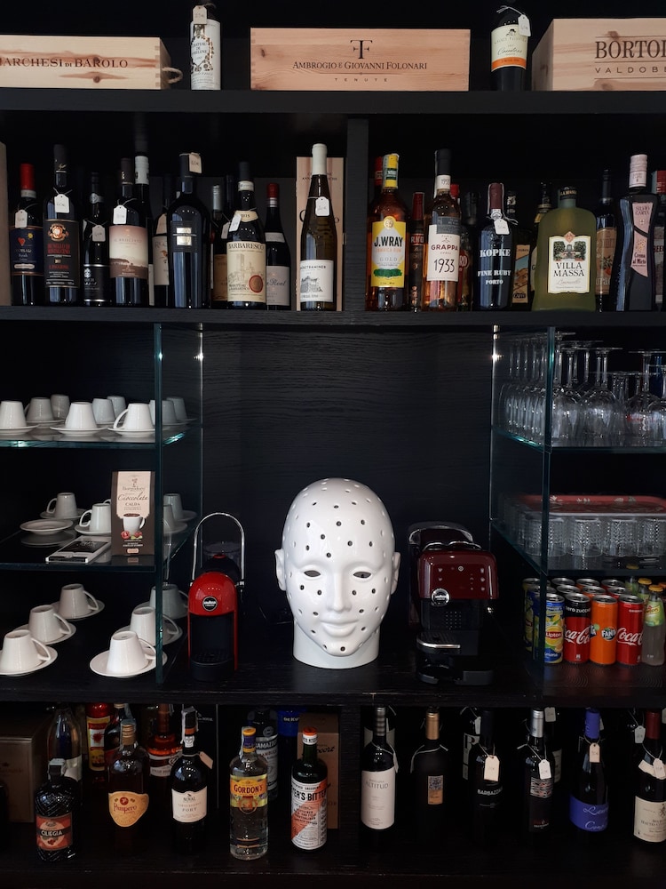 the street milano duomo