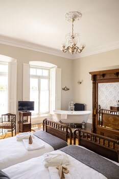 la venta de miyares casa de indianos