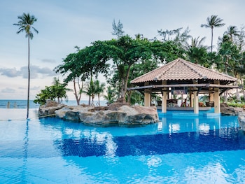mayang sari beach resort