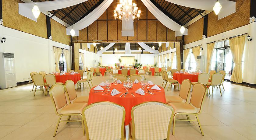 paradise garden hotel and convention boracay powered by aston