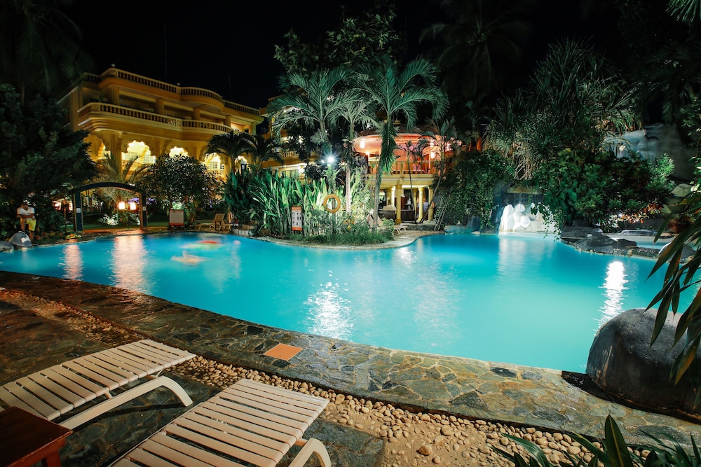 paradise garden hotel and convention boracay powered by aston