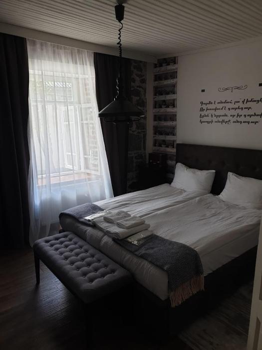 hnameni stepanavan guesthouse hotel