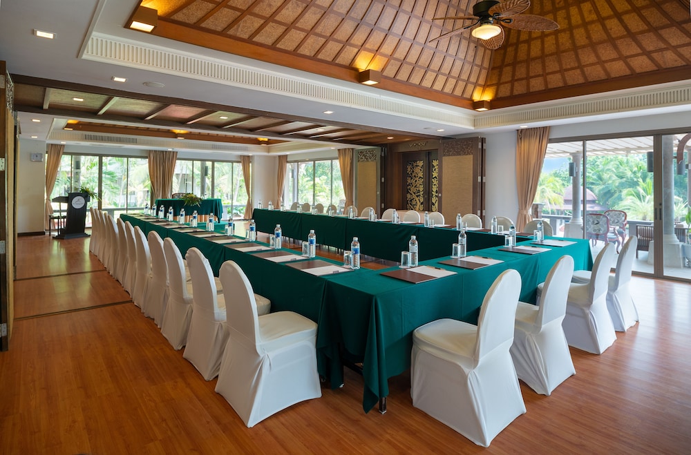springfield village golf and spa