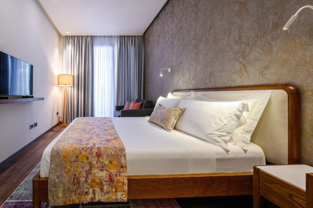 chic boutique hotel vlore