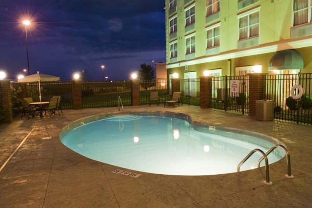 country inn and suites by radisson evansville in