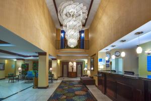 holiday inn express tower center by ihg